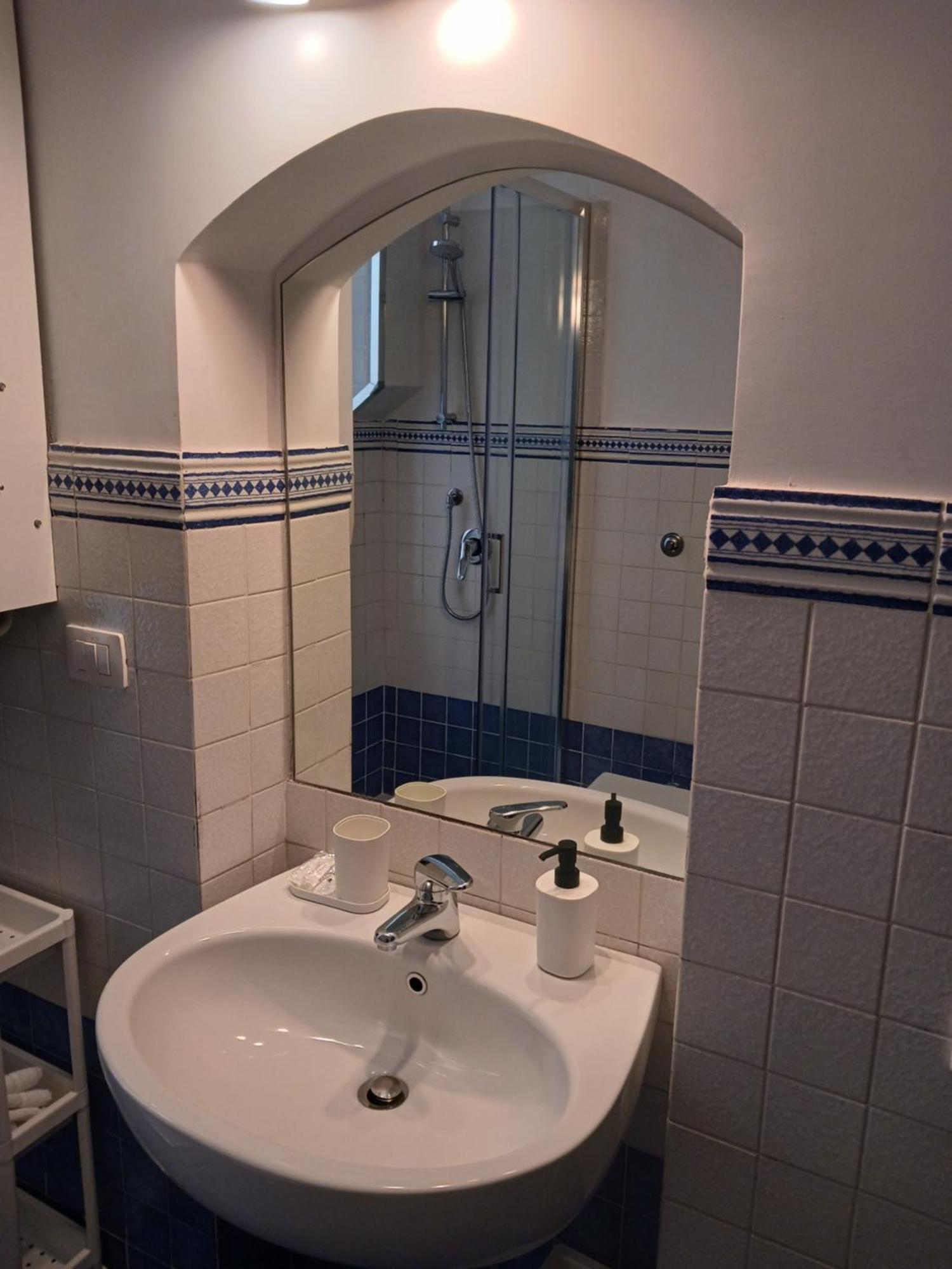 Seawall Holiday Home Σαλέρνο Εξωτερικό φωτογραφία