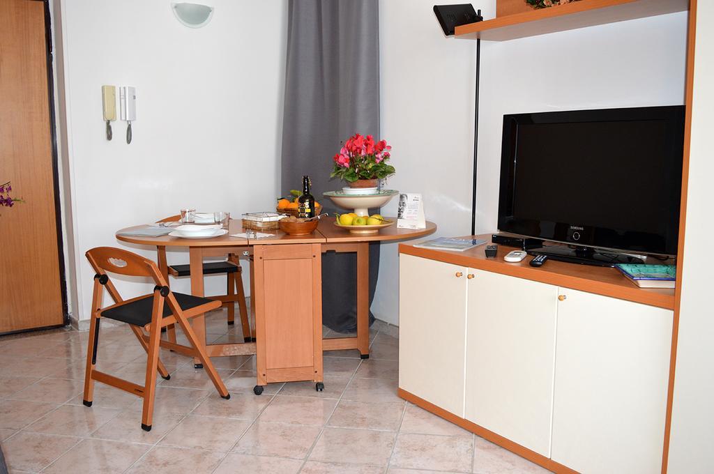 Seawall Holiday Home Σαλέρνο Εξωτερικό φωτογραφία